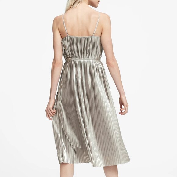 Banana Republic Silver Pleated Fit-and-Flare Midi Dress (size 0) - Picture 14 of 14